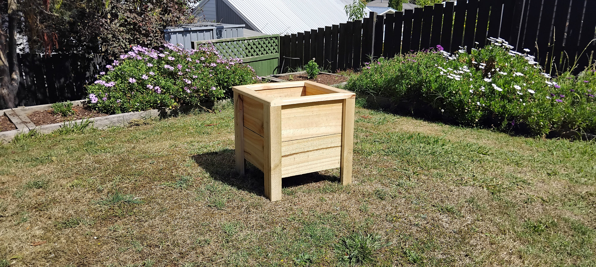 Outdoor Garden Planter, Small, Medium & Large - Stronghold Outdoor Furniture & Buildings