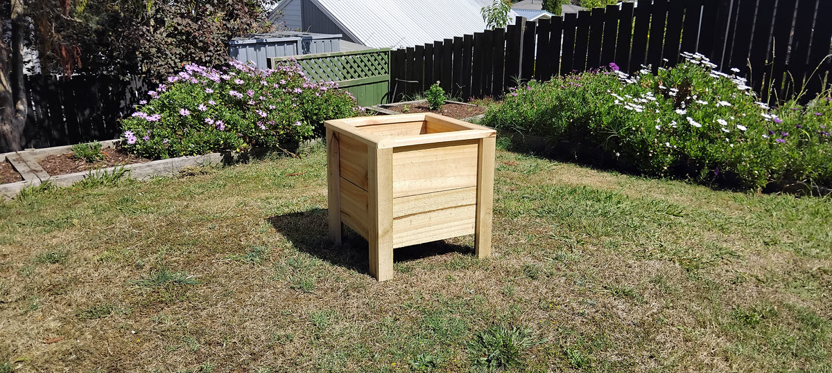 Outdoor Garden Planter, Small, Medium & Large - Stronghold Outdoor Furniture & Buildings