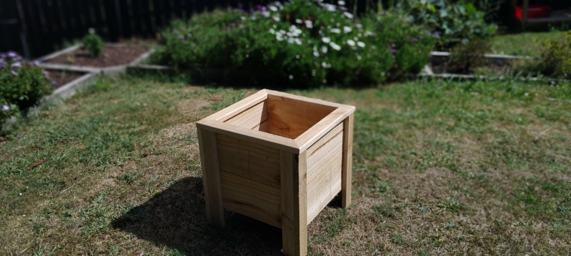 Outdoor Garden Planter, Small, Medium & Large - Stronghold Outdoor Furniture & Buildings